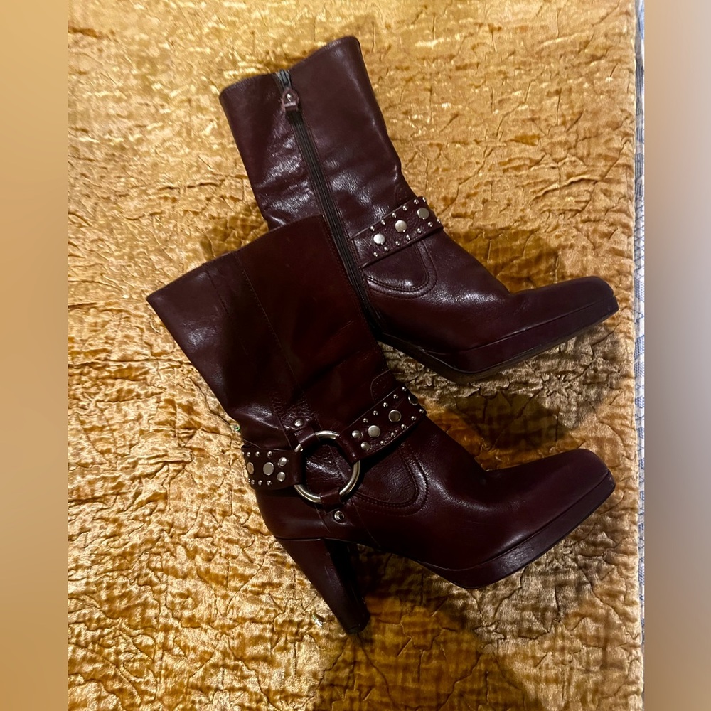 Grigiarancio Buckle Heeled Booties.